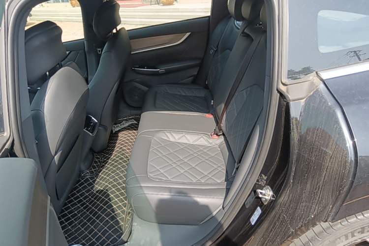Used CHANGAN NEVO A07 2024 Pure Electric "True Fragrance" Edition 515 Prestige Model Left Rear Seat