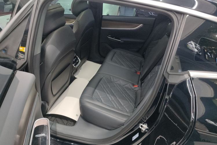 Used CHANGAN NEVO A07 2024 Pure Electric "True Fragrance" Edition 515 Prestige Model Left Rear Seat