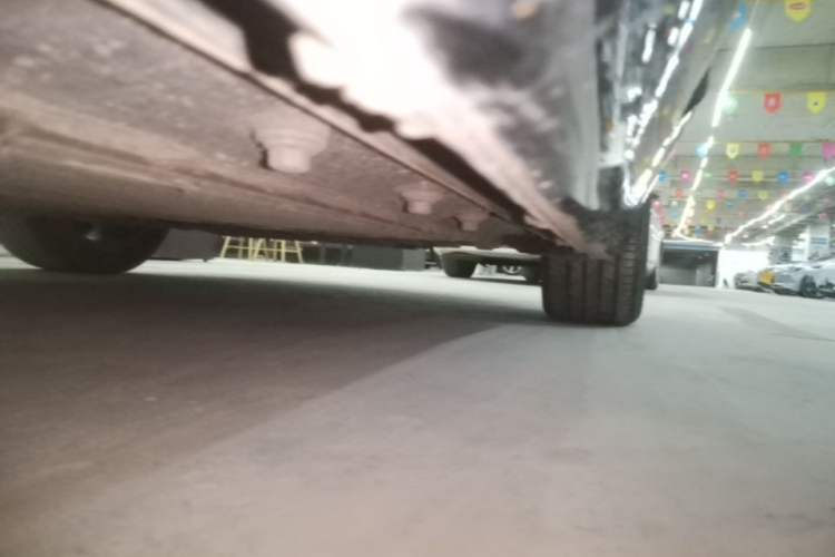 Used CHANGAN NEVO A07 2024 All-Electric "True Fragrant" Edition 515 Elite Model Left Side Sill