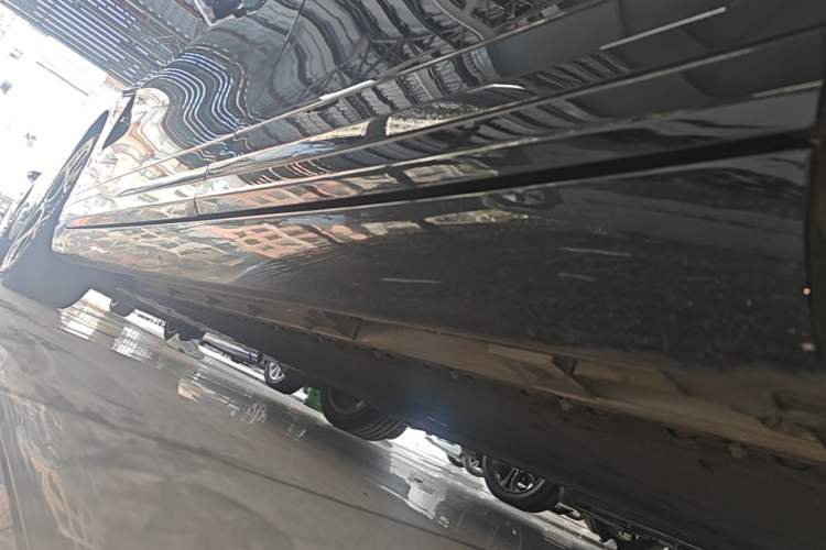 Used CHANGAN NEVO A07 2024 All-Electric "True Fragrance" Edition 515 Luxurious Model 58.9 kWh Left Side Sill