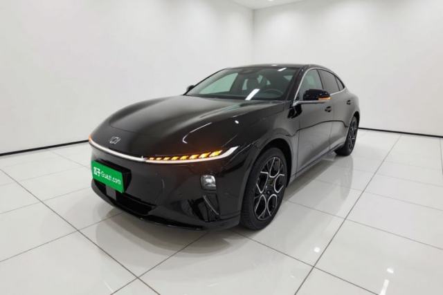 Ojetý CHANGAN NEVO A07 2024 All-Electric "True Fragrance" Edition 515 Luxurious Model 58.9 kWh