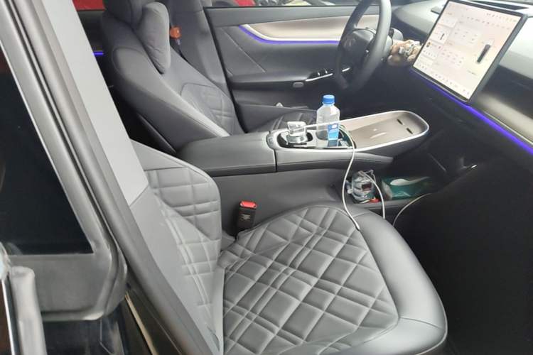 Used CHANGAN NEVO A07 2024 All-Electric "True Fragrance" Edition 515 Luxurious Model 58.9 kWh Right Front Seat