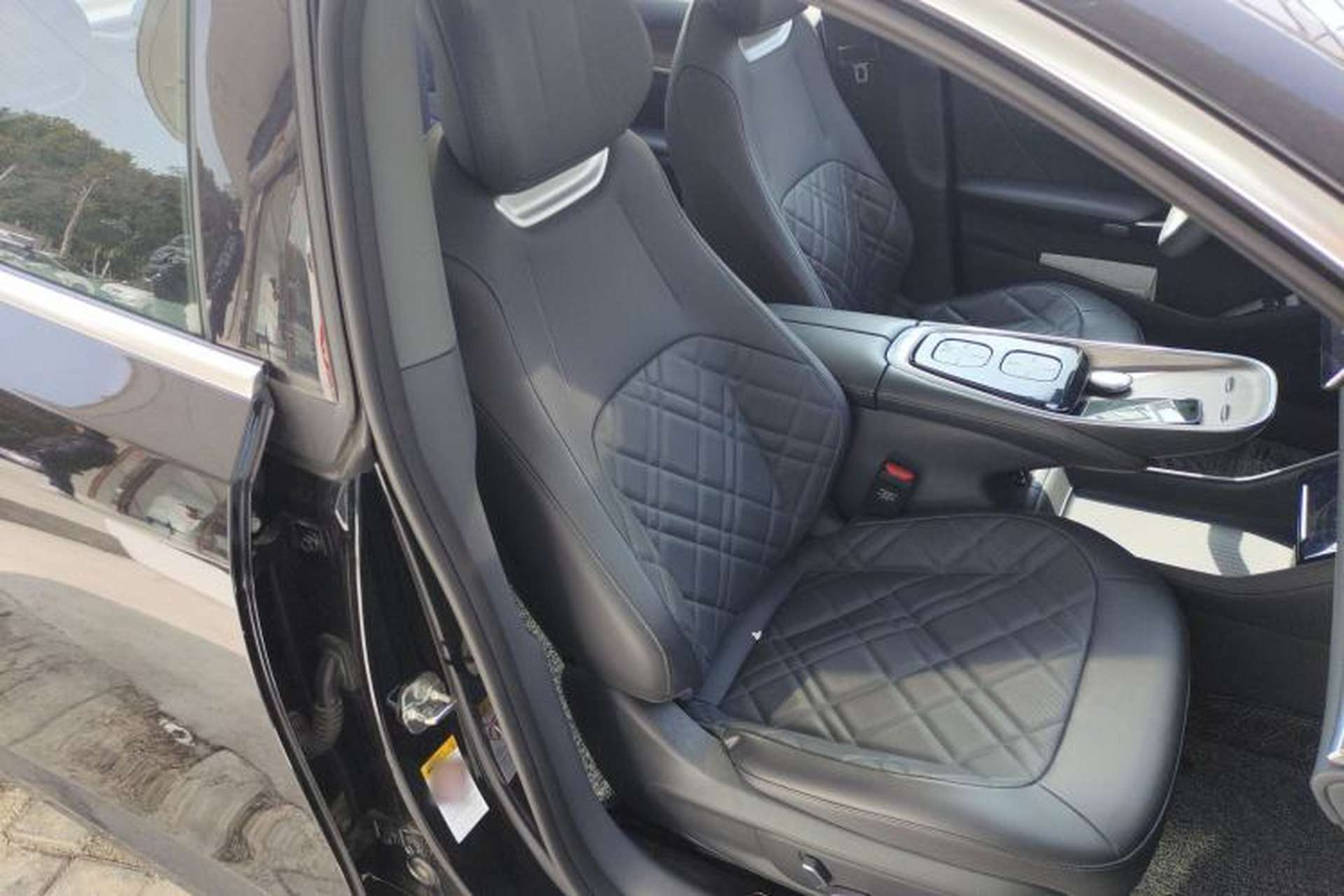 Used CHANGAN NEVO A07 2024 Pure Electric "True Fragrance" Edition 515 Prestige Model Right Front Seat