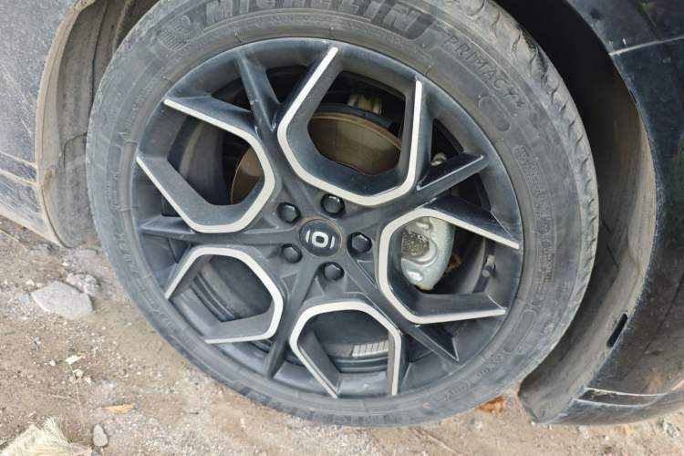 Used CHANGAN NEVO A07 2024 Pure Electric "True Fragrance" Edition 515 Prestige Model Right Front Wheel Hub