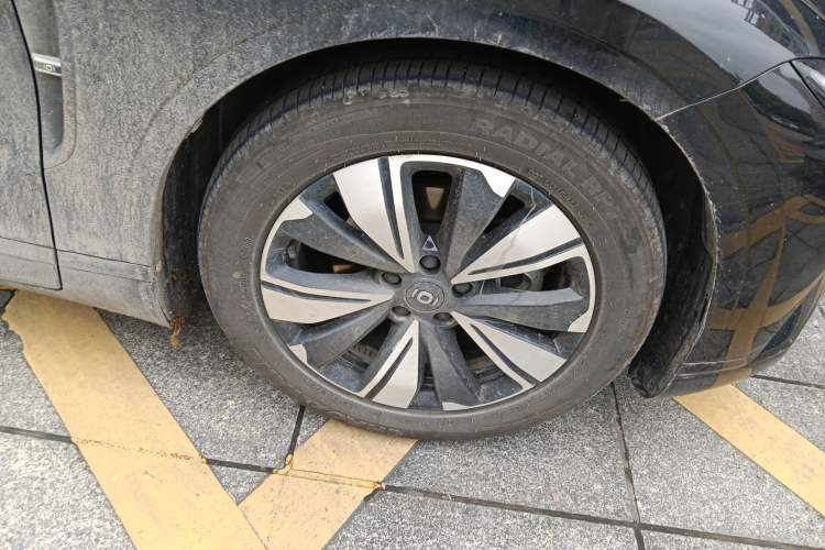 Used CHANGAN NEVO A07 2024 All-Electric "True Fragrant" Edition 515 Elite Model Right Front Wheel Hub