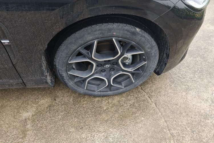 Used CHANGAN NEVO A07 2024 Pure Electric "True Fragrance" Edition 515 Prestige Model Right Front Wheel Hub