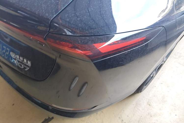 Used CHANGAN NEVO A07 2024 All-Electric "True Fragrance" Edition 515 Luxurious Model 58.9 kWh Right Rear Taillight