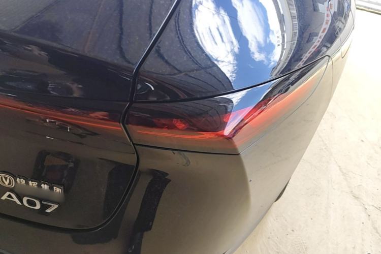 Used CHANGAN NEVO A07 2024 All-Electric "True Fragrance" Edition 515 Luxurious Model 58.9 kWh Right Rear Taillight