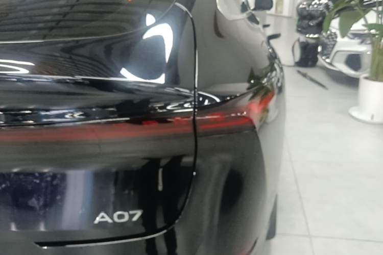 Used CHANGAN NEVO A07 2024 All-Electric "True Fragrance" Edition 710 Flagship Model Right Rear Taillight