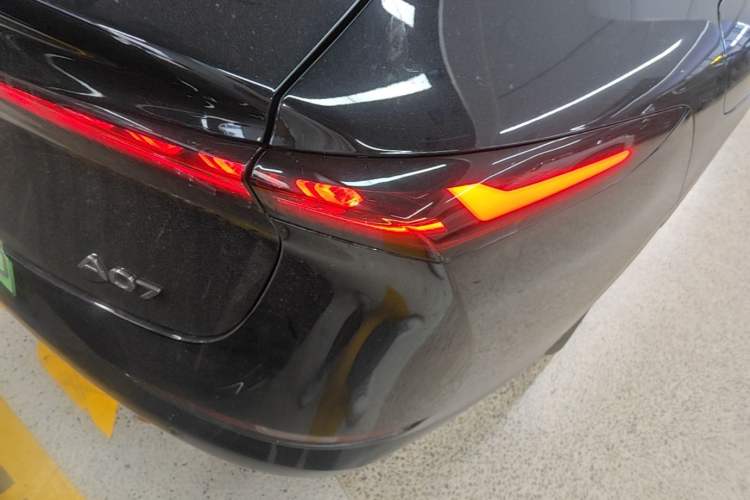 Used CHANGAN NEVO A07 2024 Pure Electric "True Fragrance" Edition 515 Prestige Model Right Rear Taillight