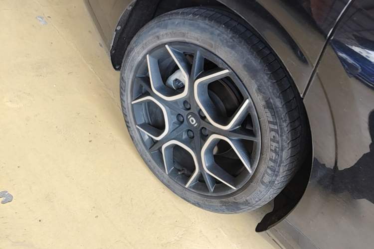 Used CHANGAN NEVO A07 2024 All-Electric "True Fragrance" Edition 515 Luxurious Model 58.9 kWh Right Rear Wheel Hub