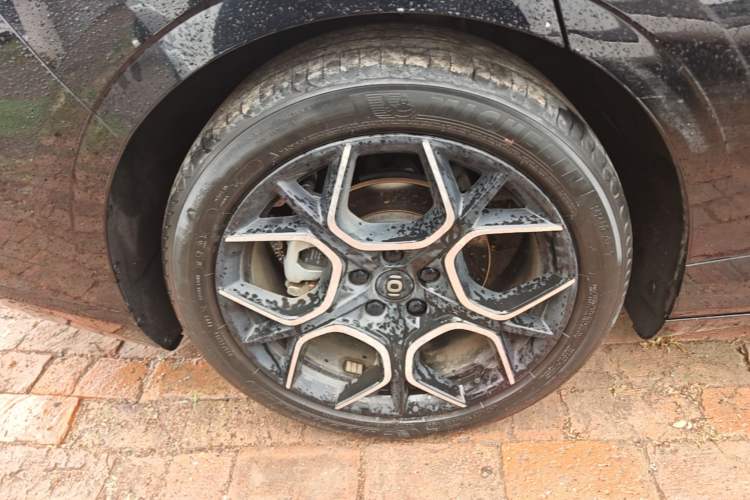 Used CHANGAN NEVO A07 2024 Pure Electric "True Fragrance" Edition 515 Prestige Model Right Rear Wheel Hub