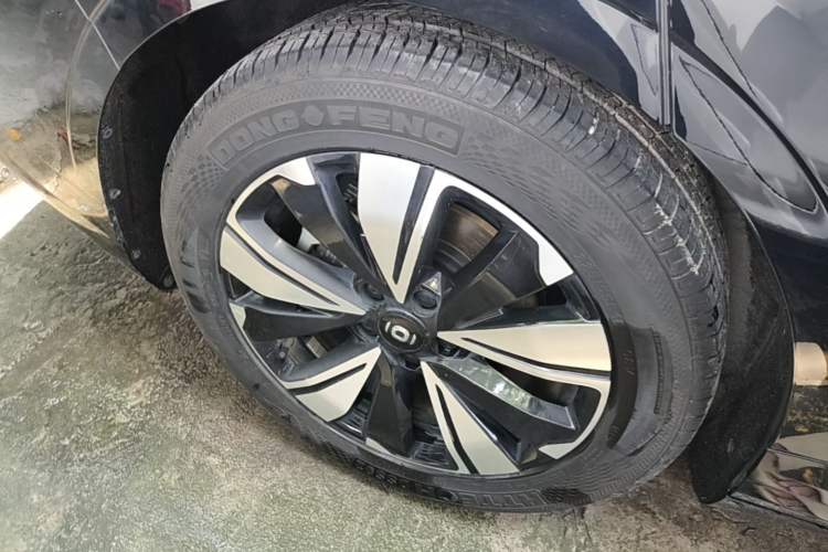Used CHANGAN NEVO A07 2024 All-Electric "True Fragrant" Edition 515 Elite Model Right Rear Wheel Hub
