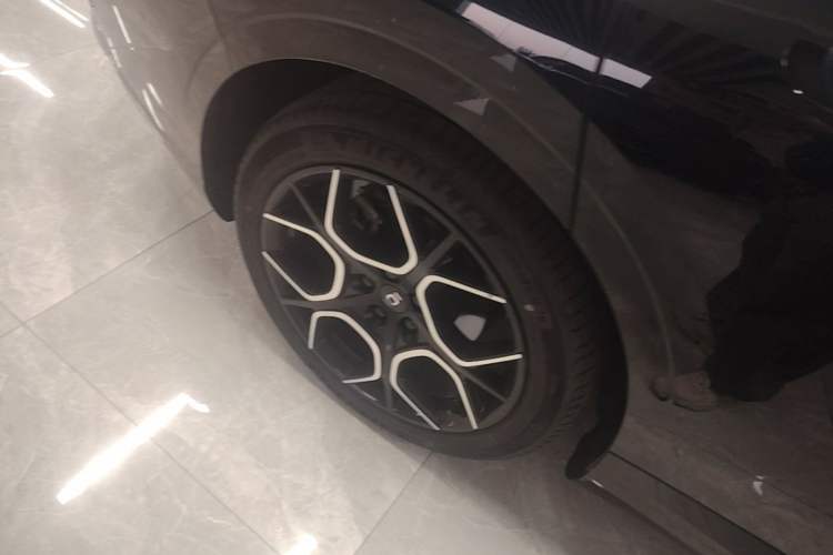 Used CHANGAN NEVO A07 2024 Pure Electric "True Fragrance" Edition 515 Prestige Model Right Rear Wheel Hub