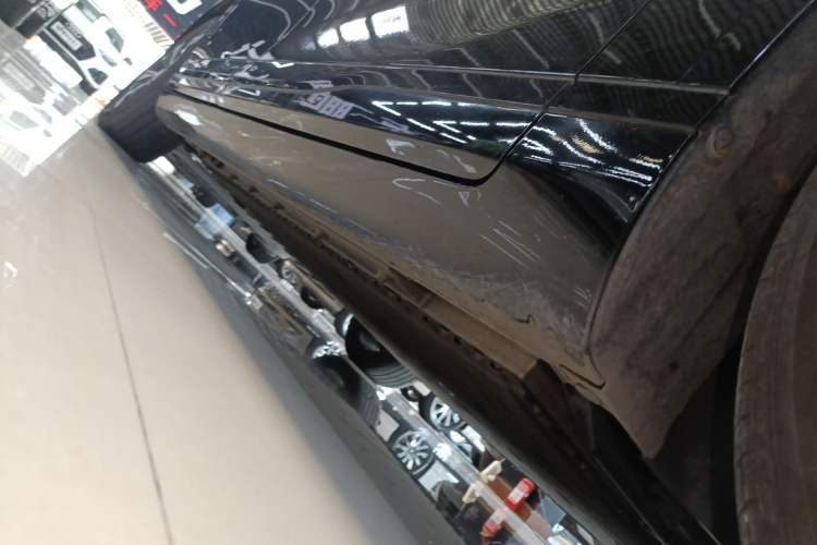 Used CHANGAN NEVO A07 2024 All-Electric "True Fragrant" Edition 515 Elite Model Right Side Sill