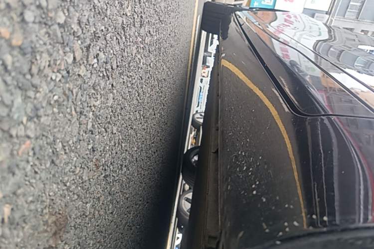 Used CHANGAN NEVO A07 2024 All-Electric "True Fragrance" Edition 710 Flagship Model Right Side Sill