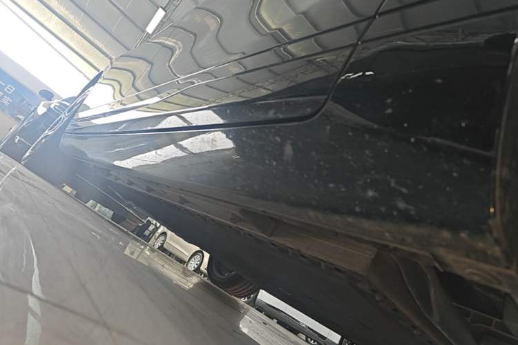 Used CHANGAN NEVO A07 2024 All-Electric "True Fragrance" Edition 515 Luxurious Model 58.9 kWh Right Side Sill