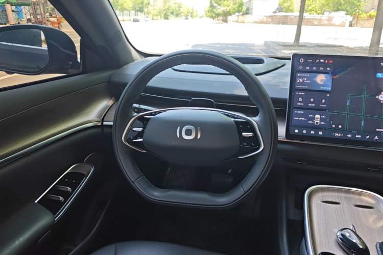 Used CHANGAN NEVO A07 2024 Pure Electric "True Fragrance" Edition 515 Prestige Model Steering Wheel