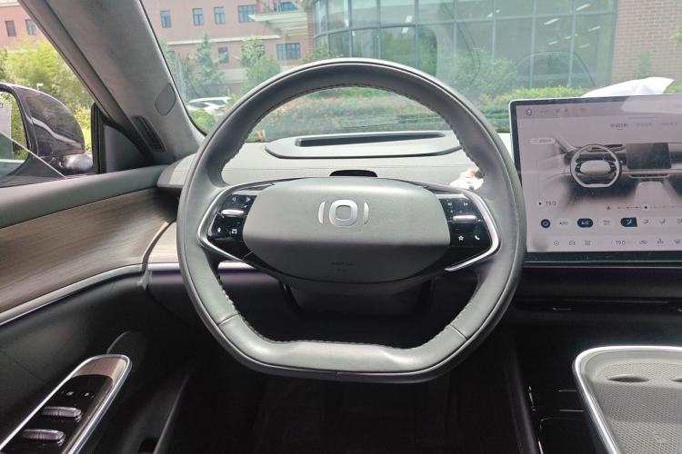 Used CHANGAN NEVO A07 2024 All-Electric "True Fragrance" Edition 710 Flagship Model Steering Wheel