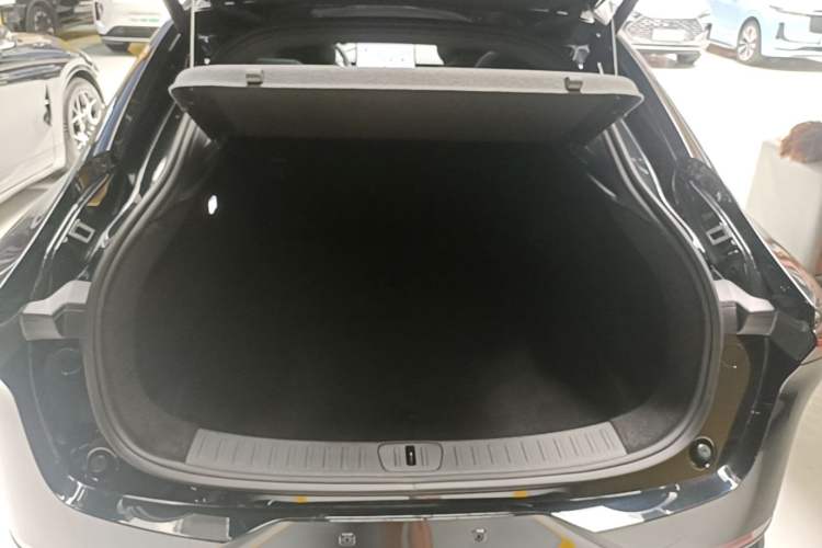 Used CHANGAN NEVO A07 2024 Pure Electric "True Fragrance" Edition 515 Prestige Model Trunk