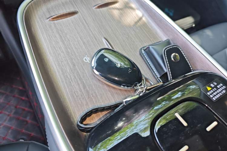 Used CHANGAN NEVO A07 2024 Pure Electric "True Fragrance" Edition 515 Prestige Model Vehicle Key