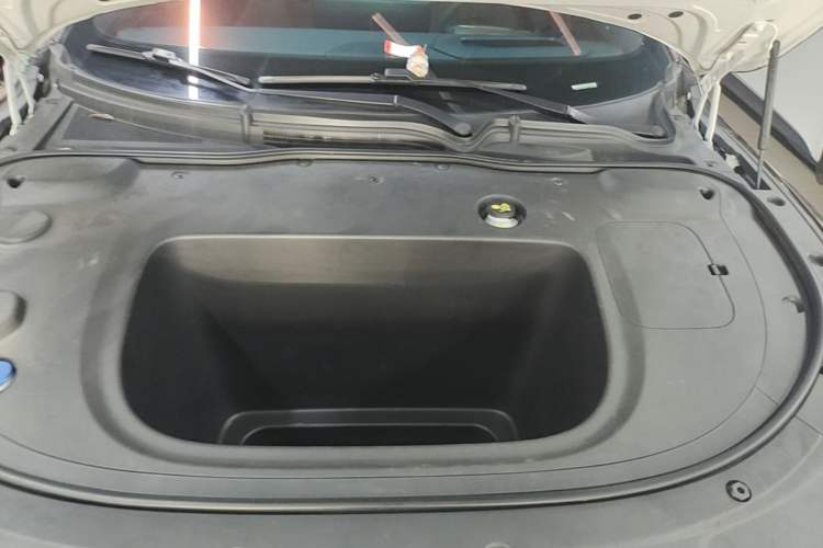 Used CHANGAN NEVO A07 2024 All-Electric "True Fragrance" Edition 710 Flagship Model Engine Bay