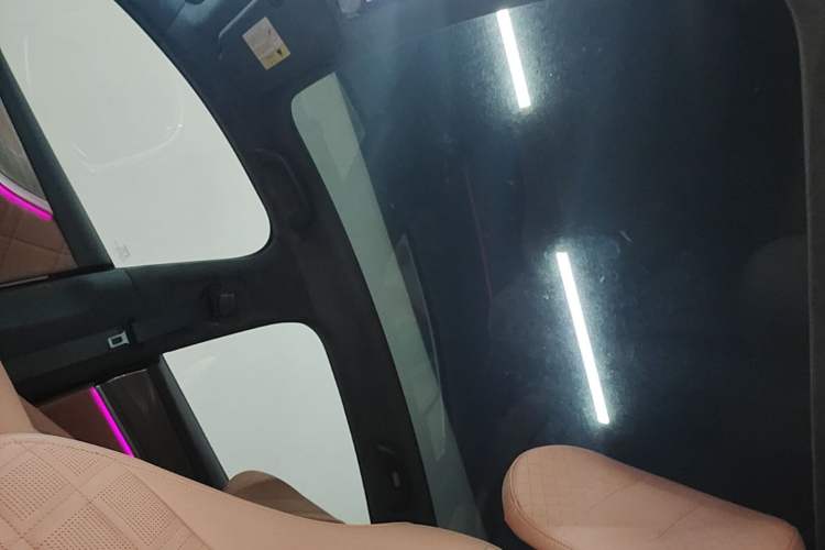 Used CHANGAN NEVO A07 2024 All-Electric "True Fragrance" Edition 710 Flagship Model Headliner
