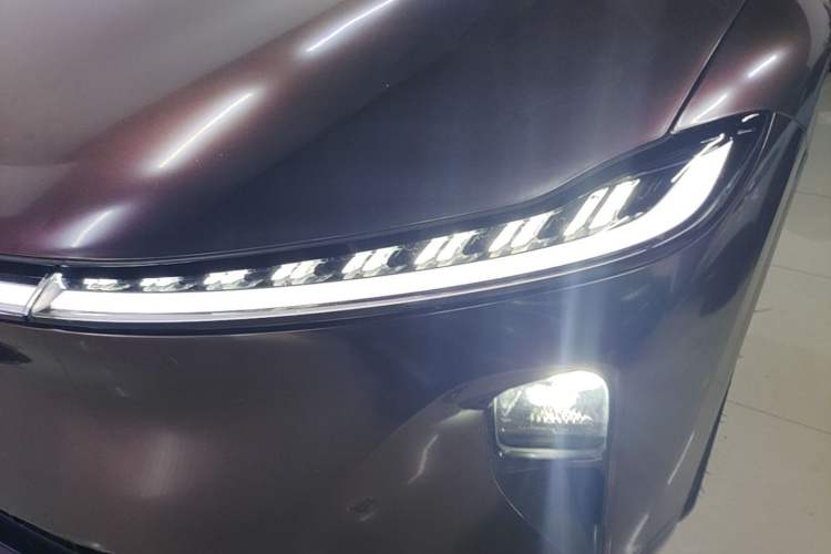 Used CHANGAN NEVO A07 2024 All-Electric "True Fragrance" Edition 710 Flagship Model Left Front Headlight
