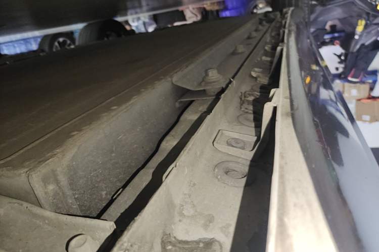 Used CHANGAN NEVO A07 2024 All-Electric "True Fragrance" Edition 710 Flagship Model Right Side Sill