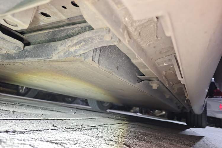 Used CHANGAN NEVO A07 2024 All-Electric "True Fragrance" Edition 710 Flagship Model Left Side Sill