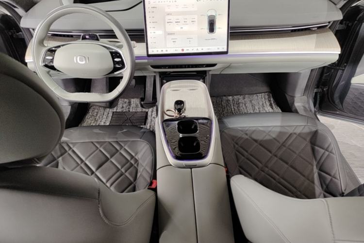 Used CHANGAN NEVO A07 2024 All-Electric "True Fragrance" Edition 710 Flagship Model Center Console