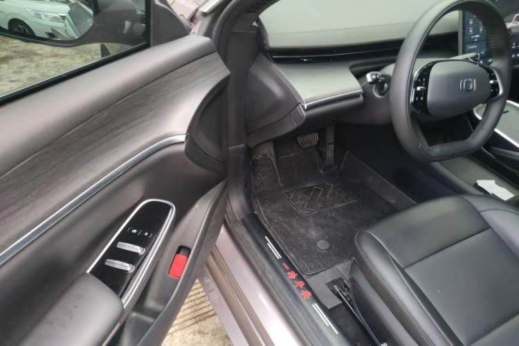 Used CHANGAN NEVO A07 2024 All-Electric "Real Bargain" Version 515 Elite Model 58.9 kWh Driver Seat
