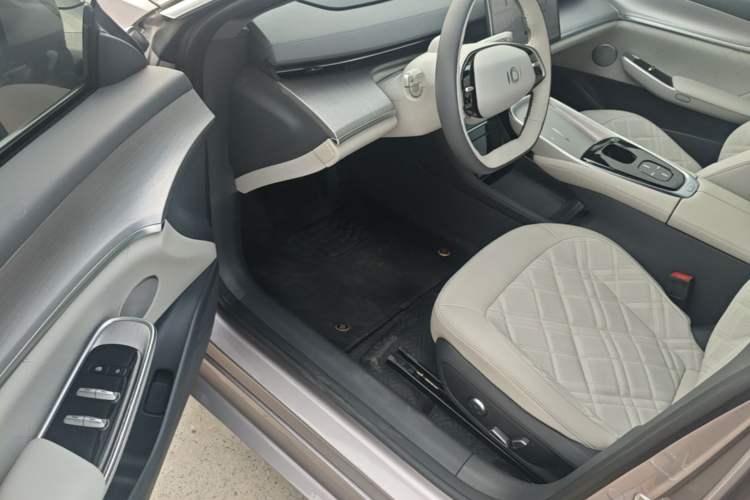Used CHANGAN NEVO A07 2024 All-Electric "True Fragrance" Edition 710 Flagship Model Driver Seat
