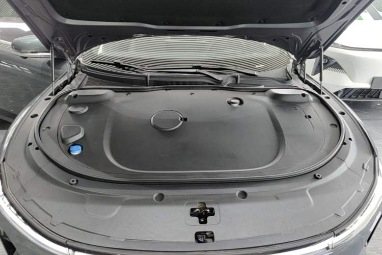 Used CHANGAN NEVO A07 2024 All-Electric "True Fragrance" Edition 710 Flagship Model Engine Bay