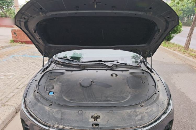 Used CHANGAN NEVO A07 2024 All-Electric "True Fragrance" Edition 710 Flagship Model Engine Bay
