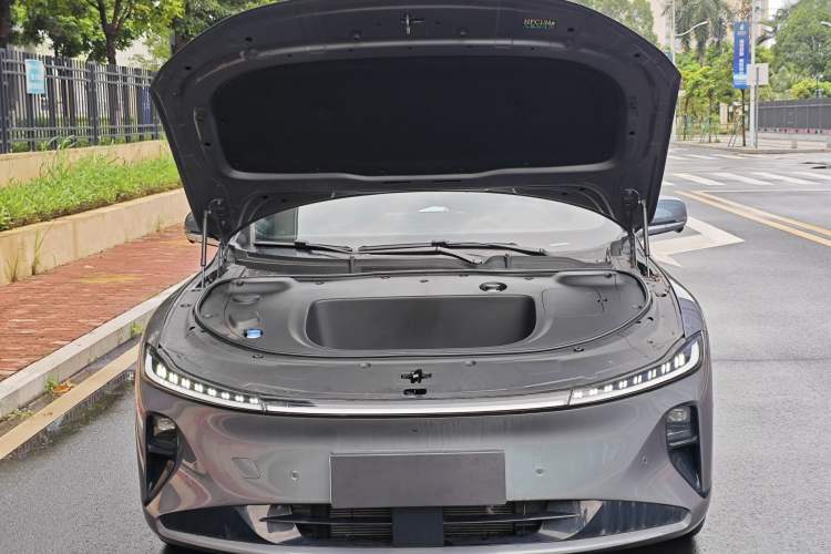 Used CHANGAN NEVO A07 2024 All-Electric "True Fragrance" Edition 710 Flagship Model Engine Bay