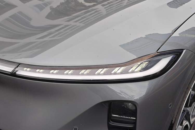 Used CHANGAN NEVO A07 2024 All-Electric "True Fragrance" Edition 710 Flagship Model Exterior 2