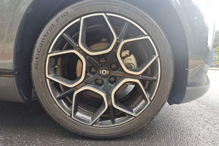 Used CHANGAN NEVO A07 2024 All-Electric "True Fragrance" Edition 710 Flagship Model Exterior 6