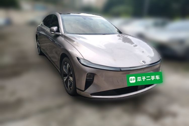 Used CHANGAN NEVO A07 2024 All-Electric "Real Bargain" Version 515 Elite Model 58.9 kWh Front Right 45 Deg