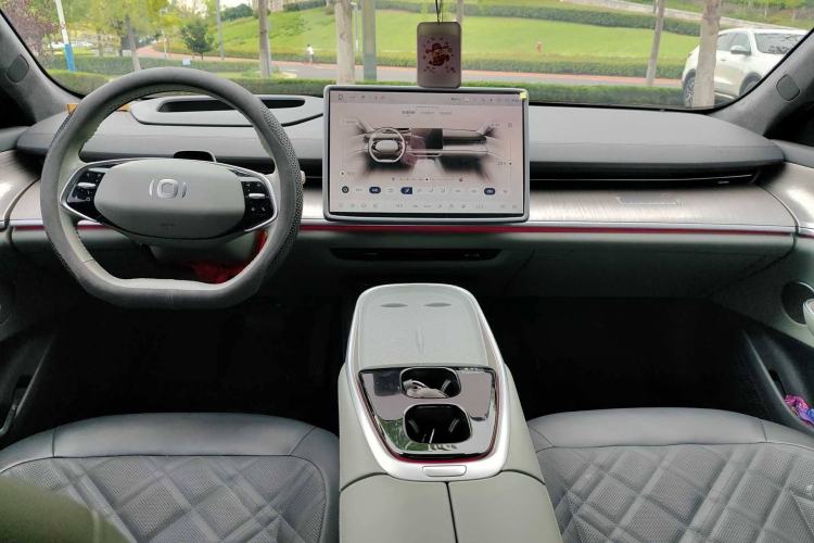 Used CHANGAN NEVO A07 2024 All-Electric "True Fragrance" Edition 710 Flagship Model Interior 1