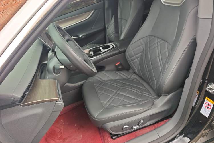 Used CHANGAN NEVO A07 2024 Pure Electric "True Fragrance" Edition 515 Prestige Model Left Front Seat