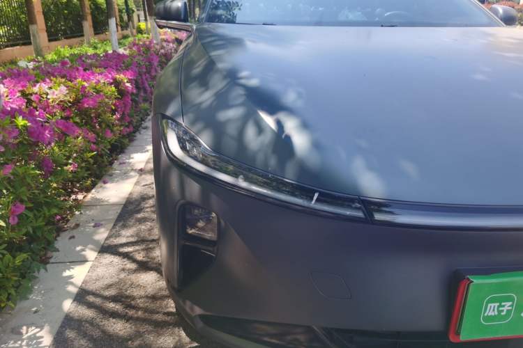 Used CHANGAN NEVO A07 2024 All-Electric "Real Bargain" Version 515 Elite Model 58.9 kWh Right Front Headlight