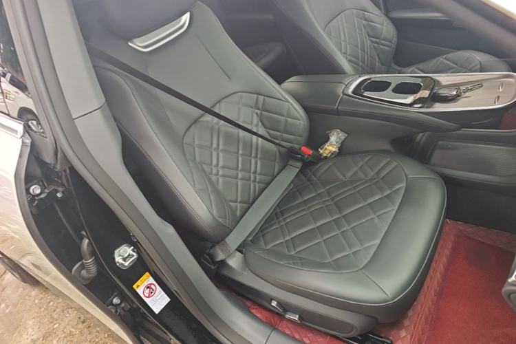 Used CHANGAN NEVO A07 2024 Pure Electric "True Fragrance" Edition 515 Prestige Model Right Front Seat