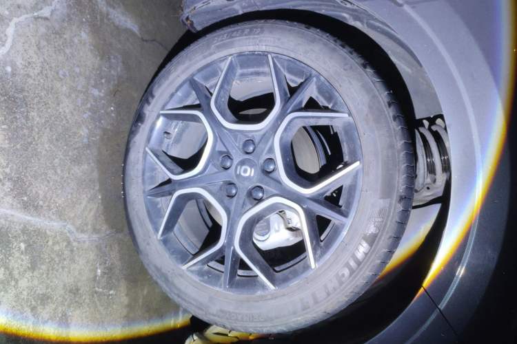 Used CHANGAN NEVO A07 2024 Pure Electric "True Fragrance" Edition 515 Prestige Model Right Front Wheel Hub
