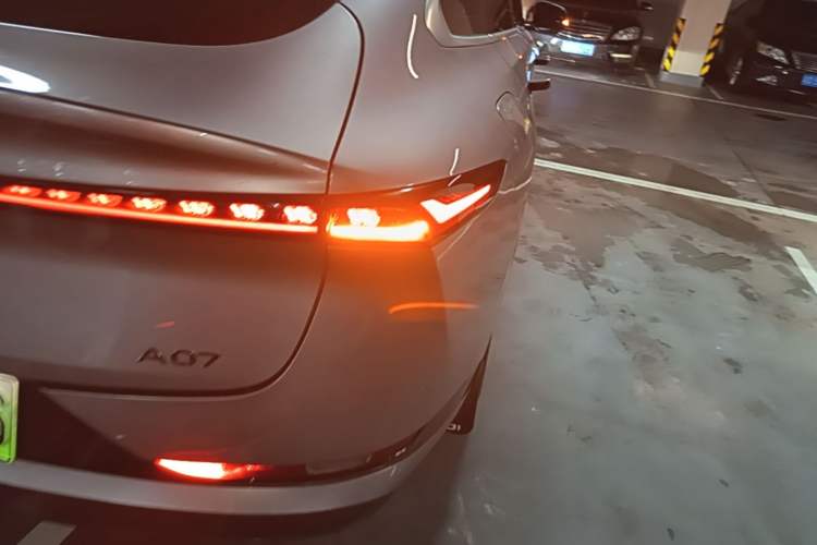 Used CHANGAN NEVO A07 2024 All-Electric "True Fragrance" Edition 710 Flagship Model Right Rear Taillight