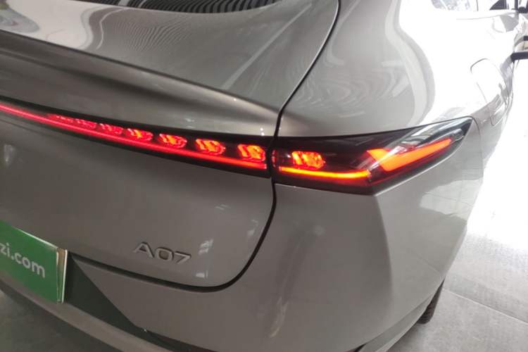 Used CHANGAN NEVO A07 2024 All-Electric "True Fragrance" Edition 710 Flagship Model Right Rear Taillight