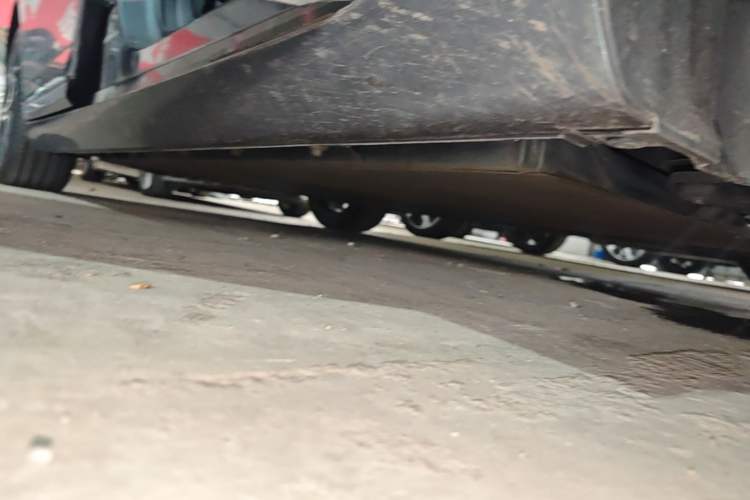 Used CHANGAN NEVO A07 2024 All-Electric "True Fragrance" Edition 710 Flagship Model Right Side Sill