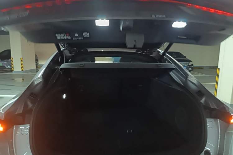 Used CHANGAN NEVO A07 2024 All-Electric "True Fragrance" Edition 710 Flagship Model Trunk