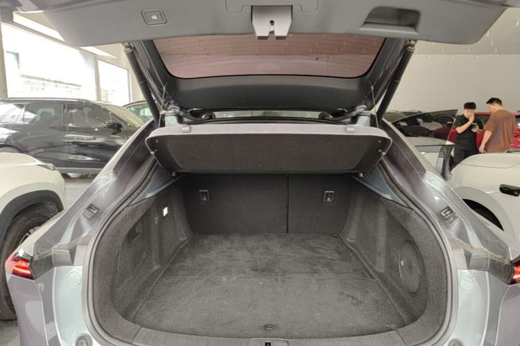 Used CHANGAN NEVO A07 2024 All-Electric "True Fragrance" Edition 710 Flagship Model Trunk