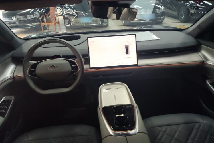 Used CHANGAN NEVO A07 2024 All-Electric "True Fragrance" Edition 710 Flagship Model Center Console